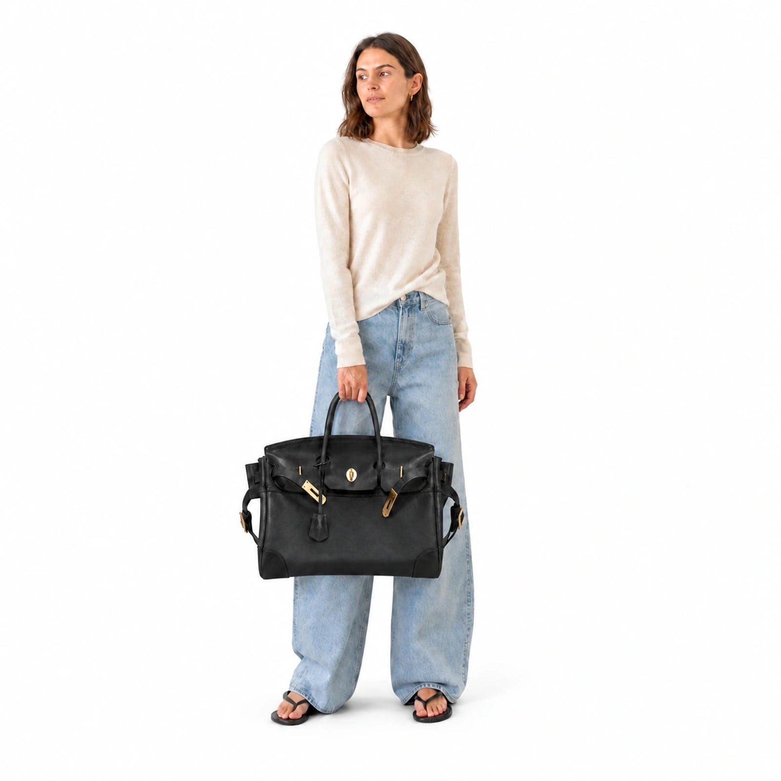 The Velantra Weekender in Black, model carry