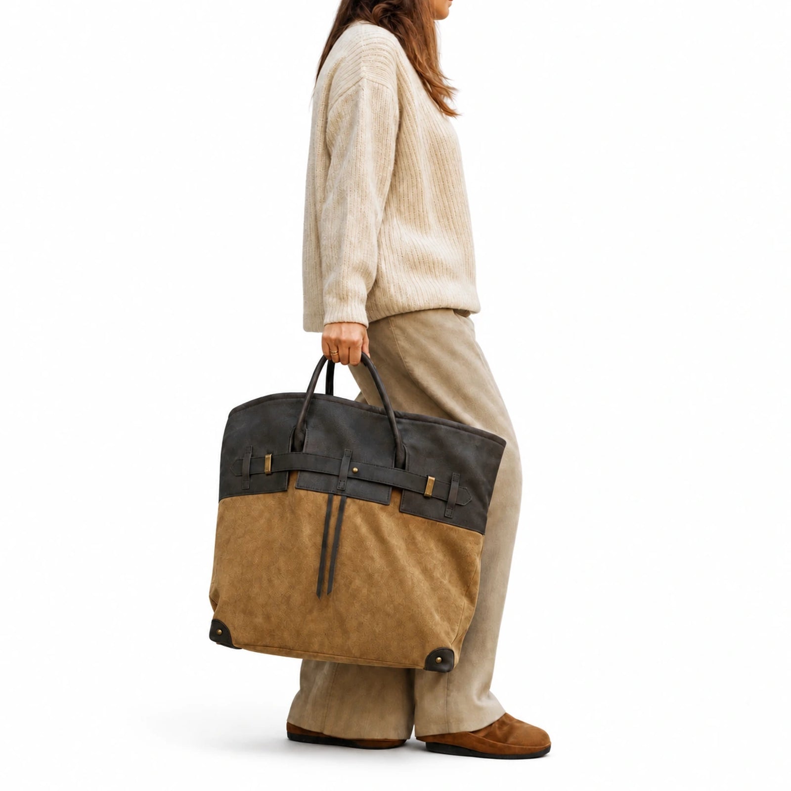 The Juliette Suede Tote in Camel, lifestyle