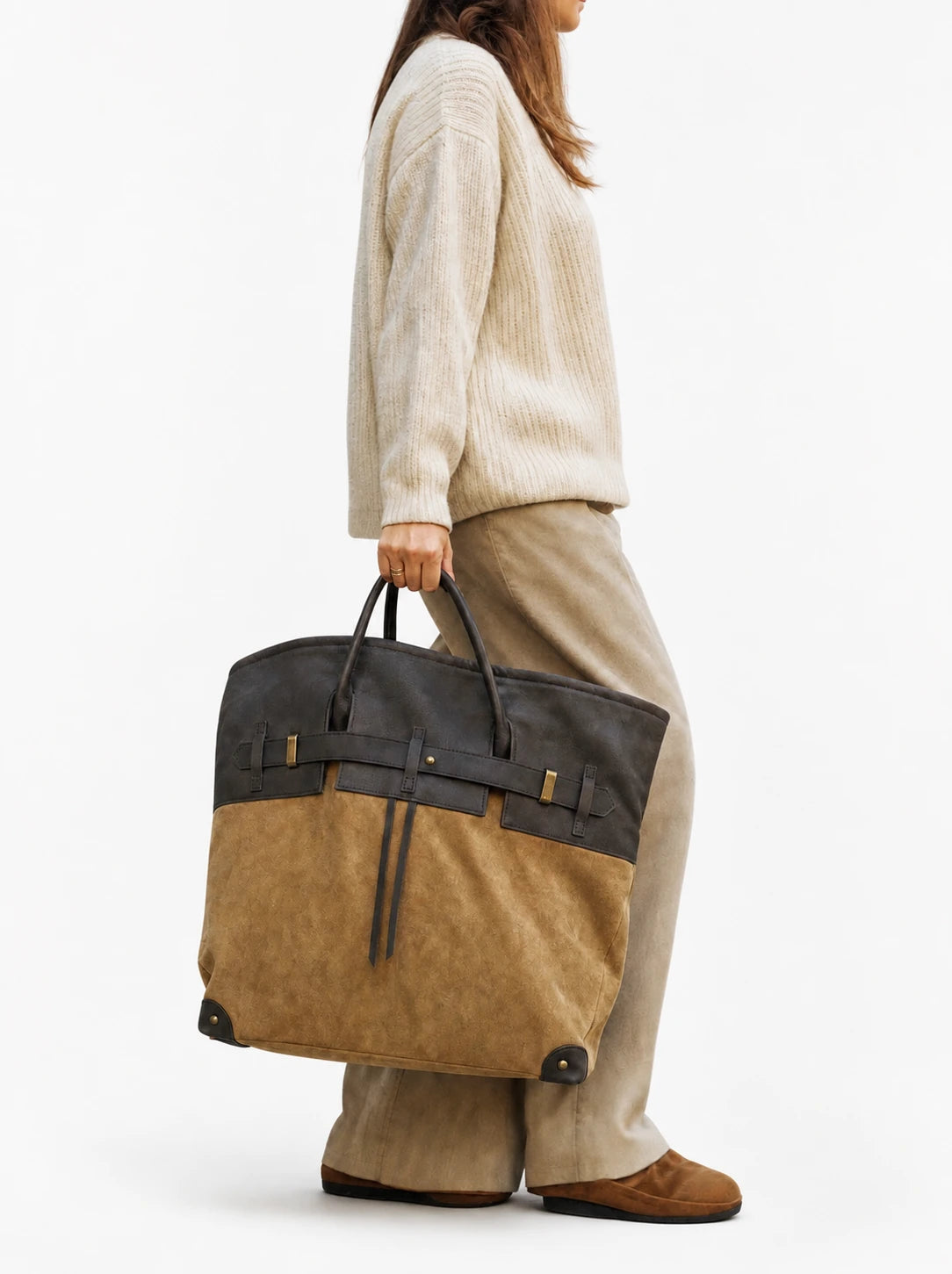 The Juliette Suede Tote in Camel, lifestyle