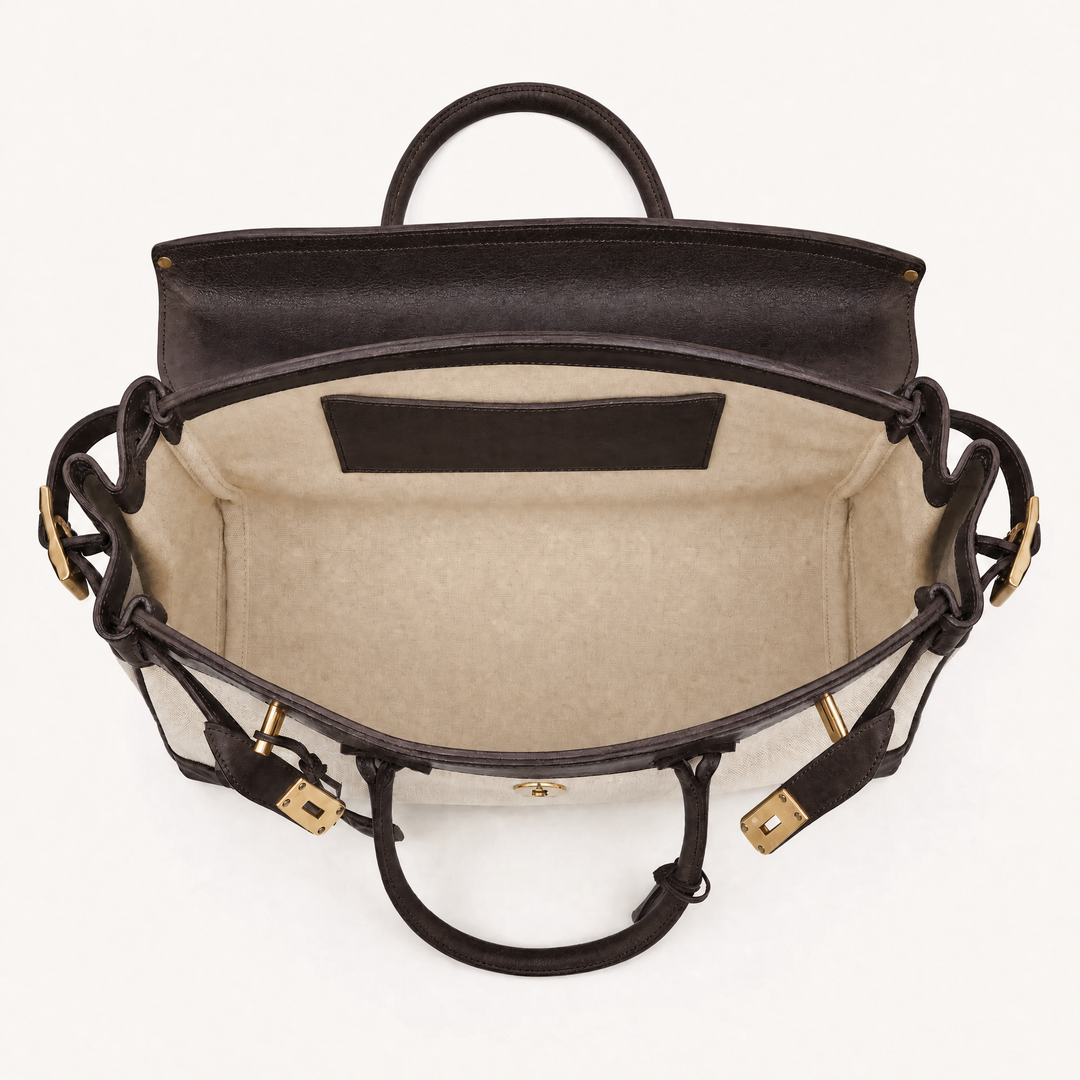Velantra Weekender in Dark Chocolate, interior view